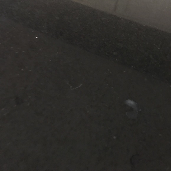 Profile Picture of Denise Gusich (@denisegusich) on Poshmark