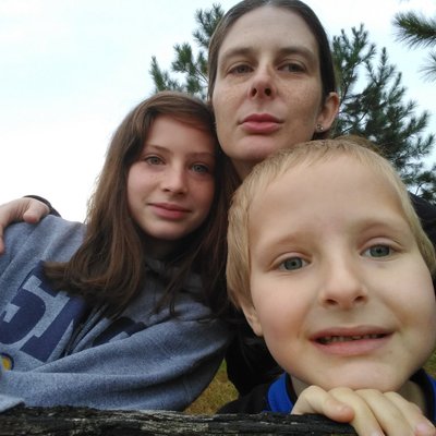 Profile Picture of Linda Oconnor (@@ARTicWolf33c) on Twitter