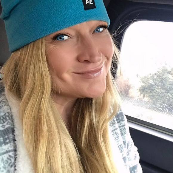 Profile Picture of Lisa Keys (@seesa) on Poshmark