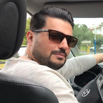 Profile Picture of Amir Esmaeili (@amiresmailidoki) on Twitter