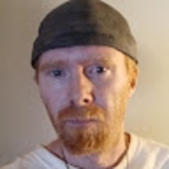 Profile Picture of Chris Leeper (@chrisleeper89) on Poshmark