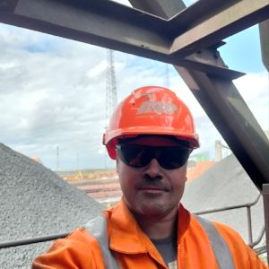 Profile Picture of snowy (@markkearsey) on Tiktok