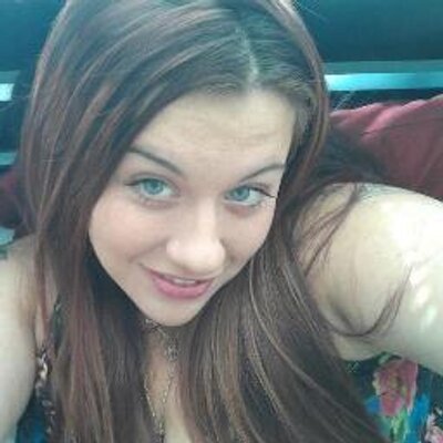 Profile Picture of Amanda Blessing (@mandababy85) on Twitter