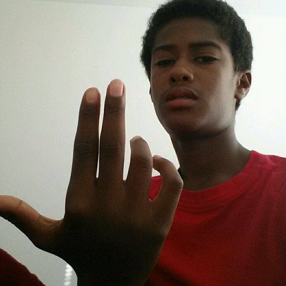 Profile Picture of Hani Ahmed (@lilhani50) on Poshmark