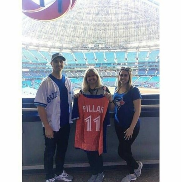 Profile Picture of Maria Cusin (@mariacusin) on Poshmark