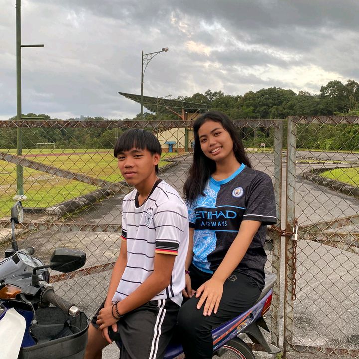 Profile Picture of __JENNAA_P.T🐉 (@__.gfphilip) on Tiktok