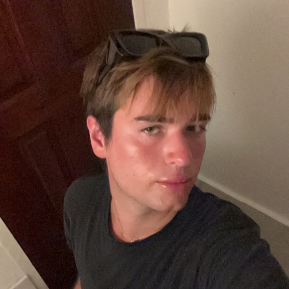 Profile Picture of Kyler Hargrove (@kyler_hargrove) on Poshmark