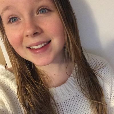 Profile Picture of Lara Johnston (@xxlarajxx) on Twitter