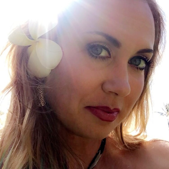 Profile Picture of C Daughtry (@rorysmom4) on Poshmark