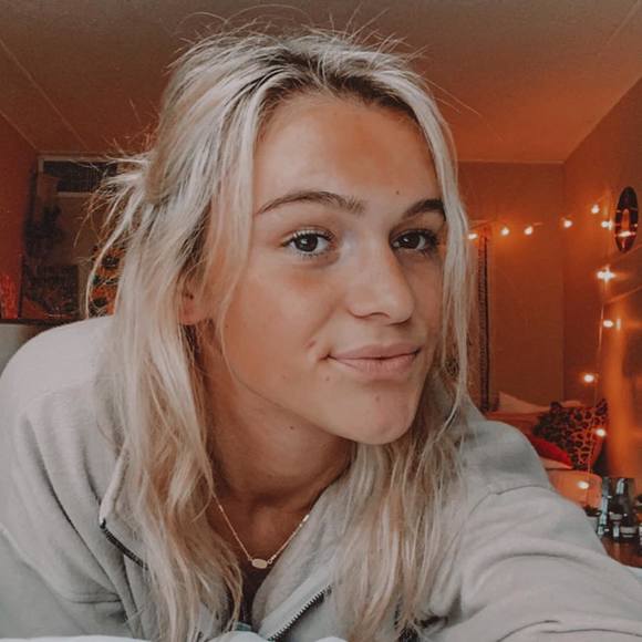 Profile Picture of Morgan Borich (@morganborich) on Poshmark