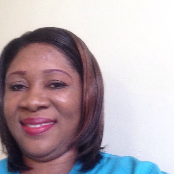 Profile Picture of Nicola Campbell (@camo45) on Poshmark