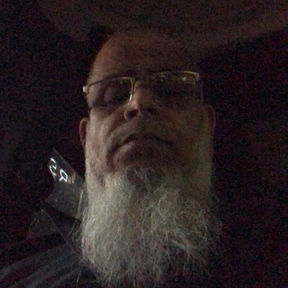 Profile Picture of Muhammad Qasim (@qasim1020) on Poshmark