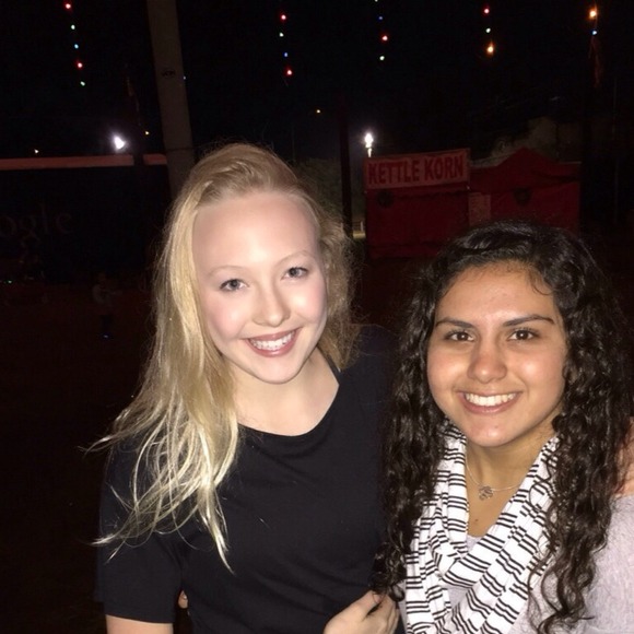 Amber Schriever - Poshmark Profile Picture of Amber Schriever (@amberschriever) on Poshmark