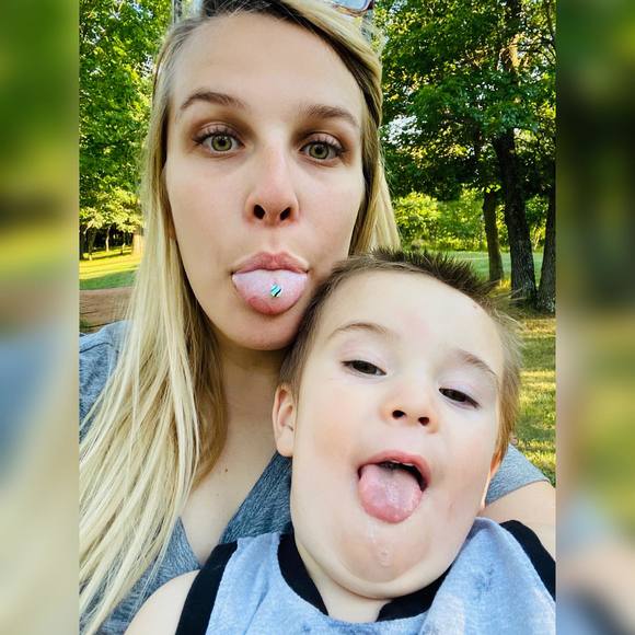 Profile Picture of Randi Chidgey (@chidgeyrandi19) on Poshmark