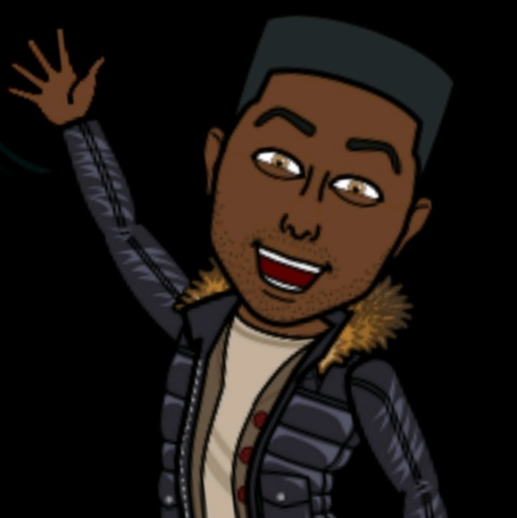 Profile Picture of Robert Minor (@funnyrobert) on Poshmark