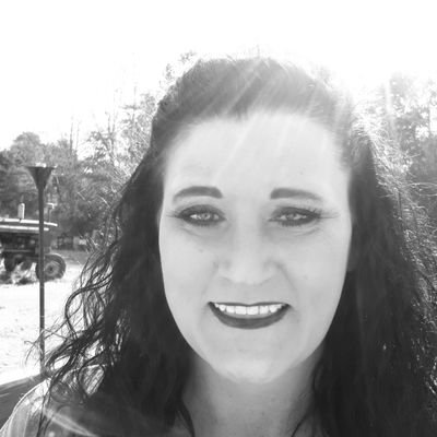 Profile Picture of Miranda McElhaney (@MirandaMcElhan1) on Twitter