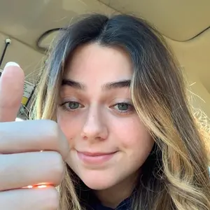 Profile Picture of Ashley (@@ashleyylaur) on Tiktok