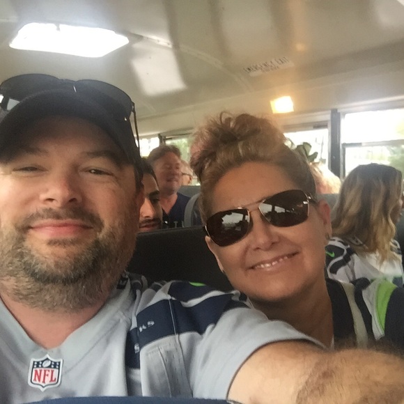 Profile Picture of Lisa Prasch (@lisaprasch) on Poshmark