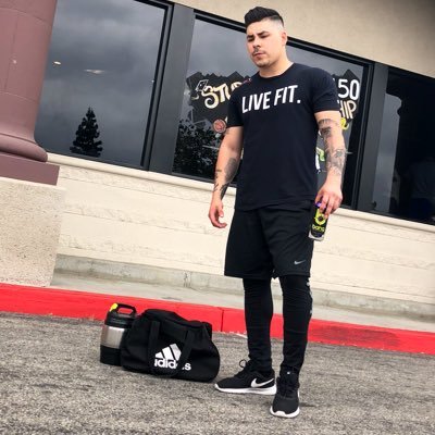 Profile Picture of Christopher Giron (@GironchrisGiron) on Twitter