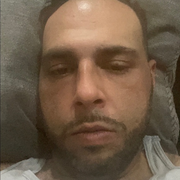 Profile Picture of John Pouldar (@johnpouldar) on Poshmark