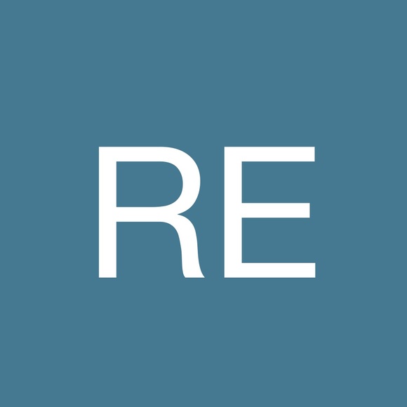 Profile Picture of Rusiecki Ebberts (@qv1wif84a) on Poshmark