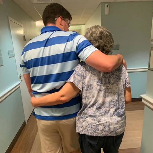 Profile Picture of Michael Andrews (@michaelandre952) on Poshmark