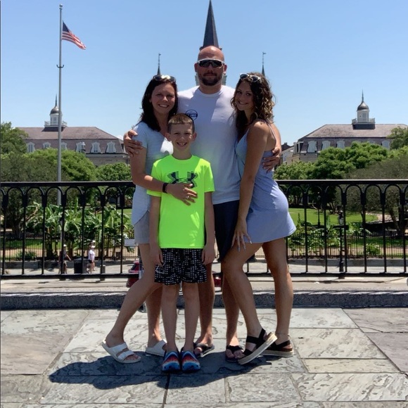 Profile Picture of Kenzey Kronberg (@kronmack) on Poshmark