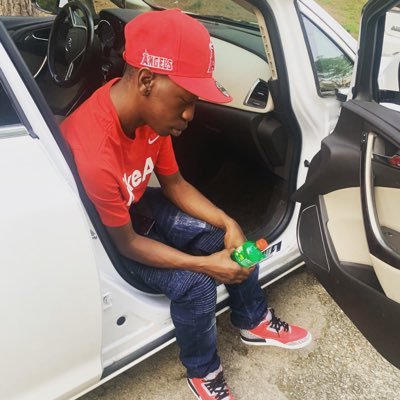 Profile Picture of 𝙎𝙚𝙡𝙛-𝙈𝙖𝙙𝙚 💯 🖤 (@NickC_205) on Twitter