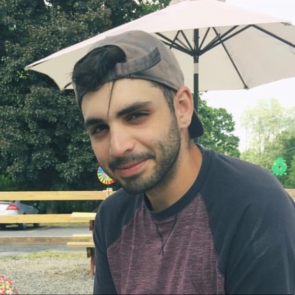 Profile Picture of Michael Spinozza (@mspinozza) on Poshmark