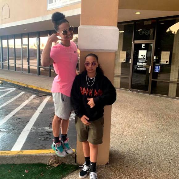 Michelle Luciano - Poshmark Profile Picture of Michelle Luciano (@lucky_x) on Poshmark