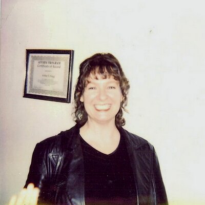 Profile Picture of Cindy G Kraus (@cgpoet1) on Twitter