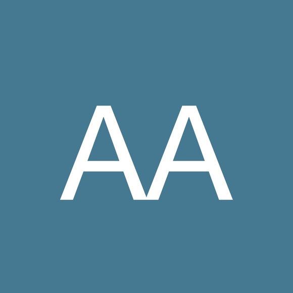 Profile Picture of Angela Alberts (@angela_alberts) on Poshmark