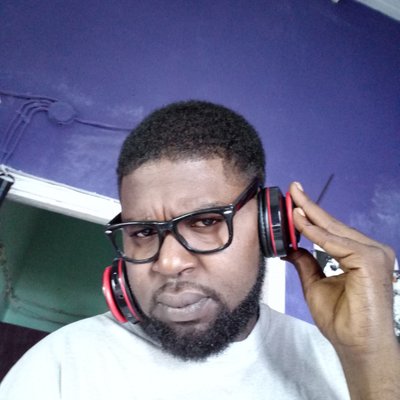 Profile Picture of Dwight St.Bernard (@GreenZTech) on Twitter