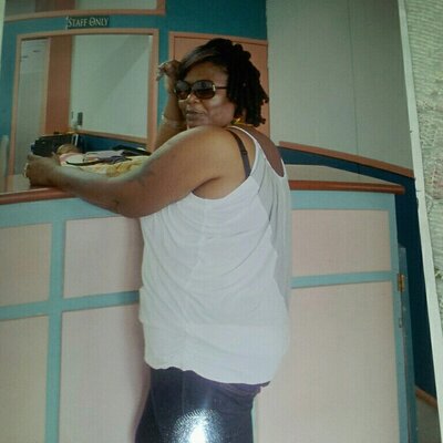 Profile Picture of Josette James (@josetteambrose) on Twitter