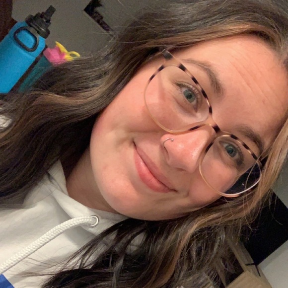 Profile Picture of Morgan Ebersole (@mkebersole2) on Poshmark