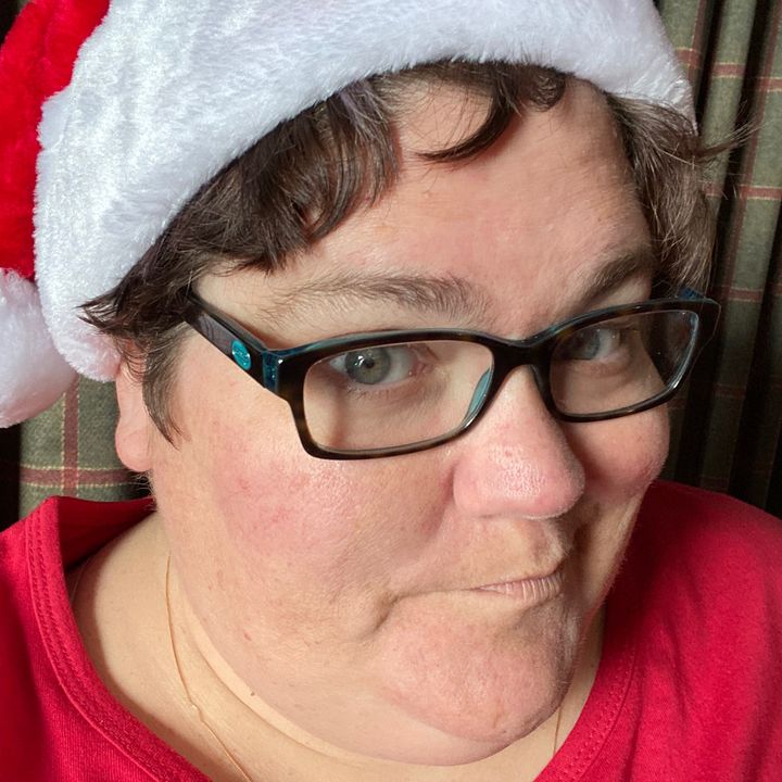 Profile Picture of Ellie Shaw (@ellieshaw87) on Tiktok