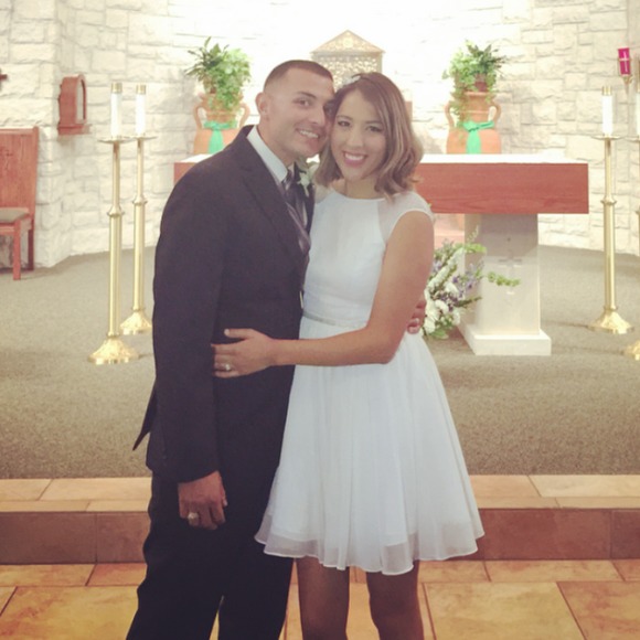 Profile Picture of Danielle Robles (@danielle_robles) on Poshmark