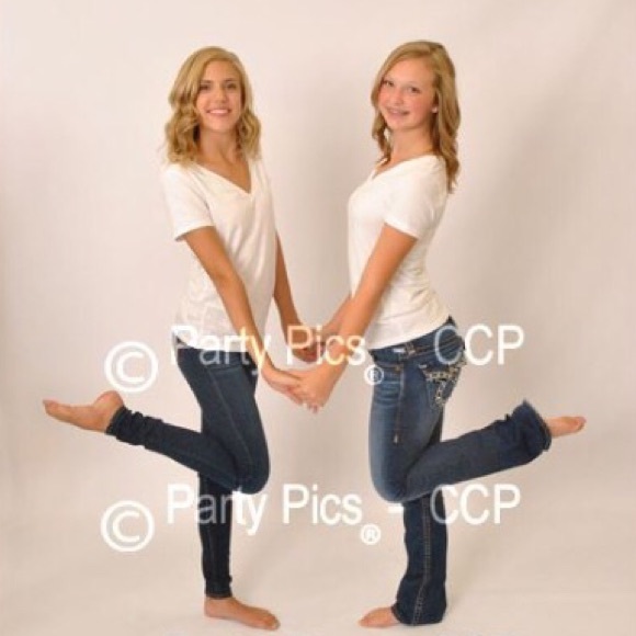 Meredith Ebrey - Poshmark Profile Picture of Meredith Ebrey (@meree8) on Poshmark