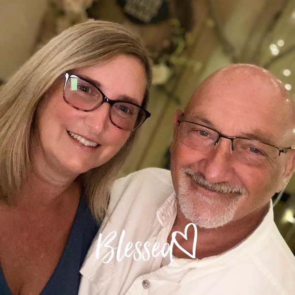 Profile Picture of Lorie Harden (@granharden) on Poshmark