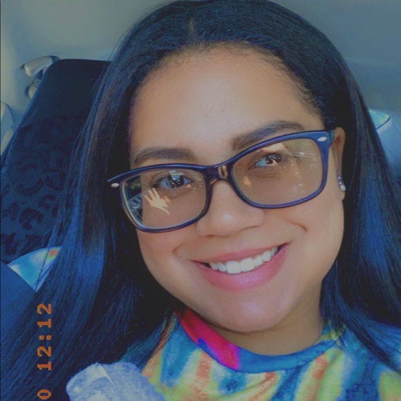 Profile Picture of Chasitey Sloan (@andreachas) on Poshmark