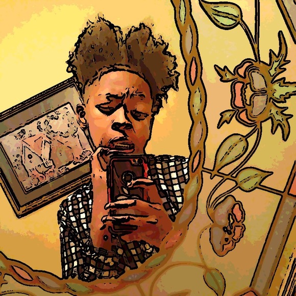 Profile Picture of Javien Presentine (@jav_143) on Poshmark