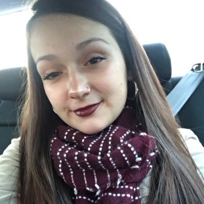 Profile Picture of Nichole (@nicholekimball1) on Twitter