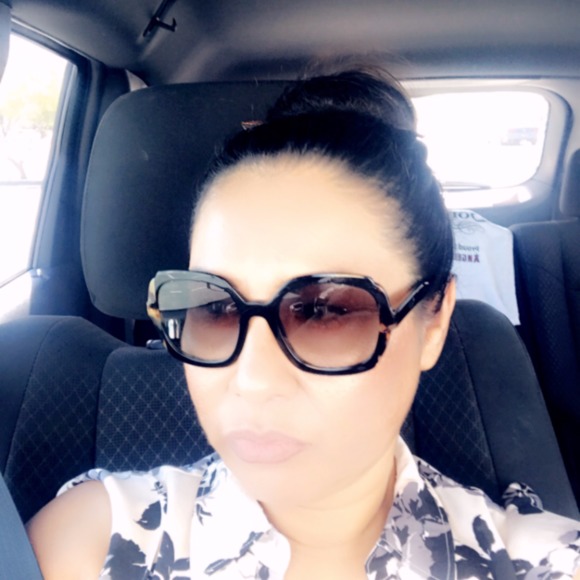 Profile Picture of Irma Rodriguez (@chaty77) on Poshmark