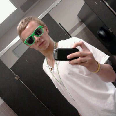 Profile Picture of Wendell Brown (@SwindlexBrown) on Twitter