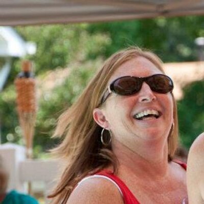 Profile Picture of Terry Pruitt (@tschoicecandles) on Twitter