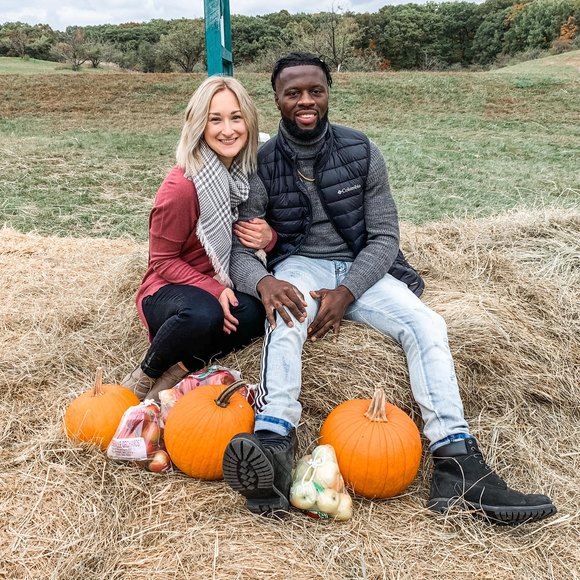 Profile Picture of Corina Sowada (@csowada0621) on Poshmark