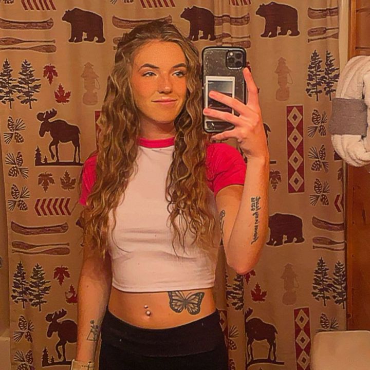 Profile Picture of Dev 💗👑 (@devanmoore_) on Tiktok