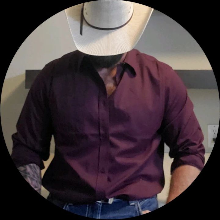 Profile Picture of Casey (@caseyshunter) on Tiktok