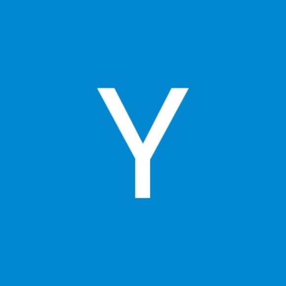 Profile Picture of Yanis Yanis (@yyanis) on Poshmark