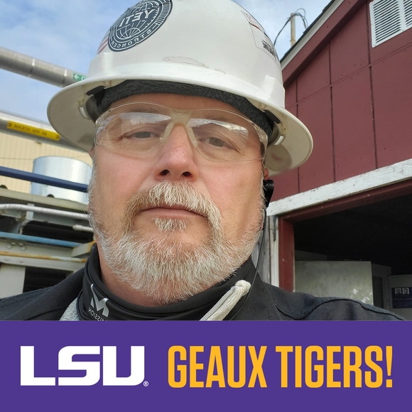 Profile Picture of Gary Cox (@garycox706) on Poshmark